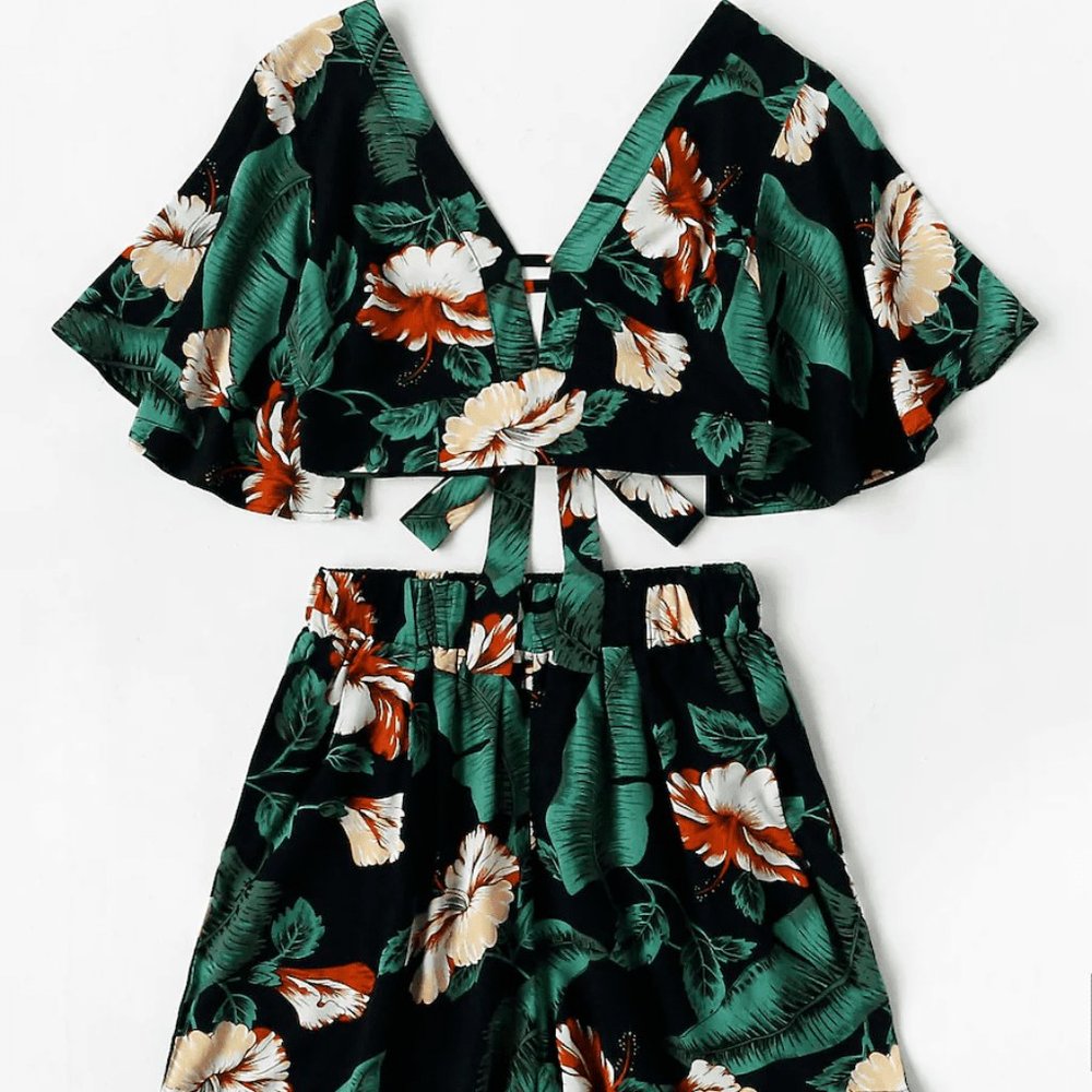 Plus Knot Floral Print Top  and Shorts (short set)